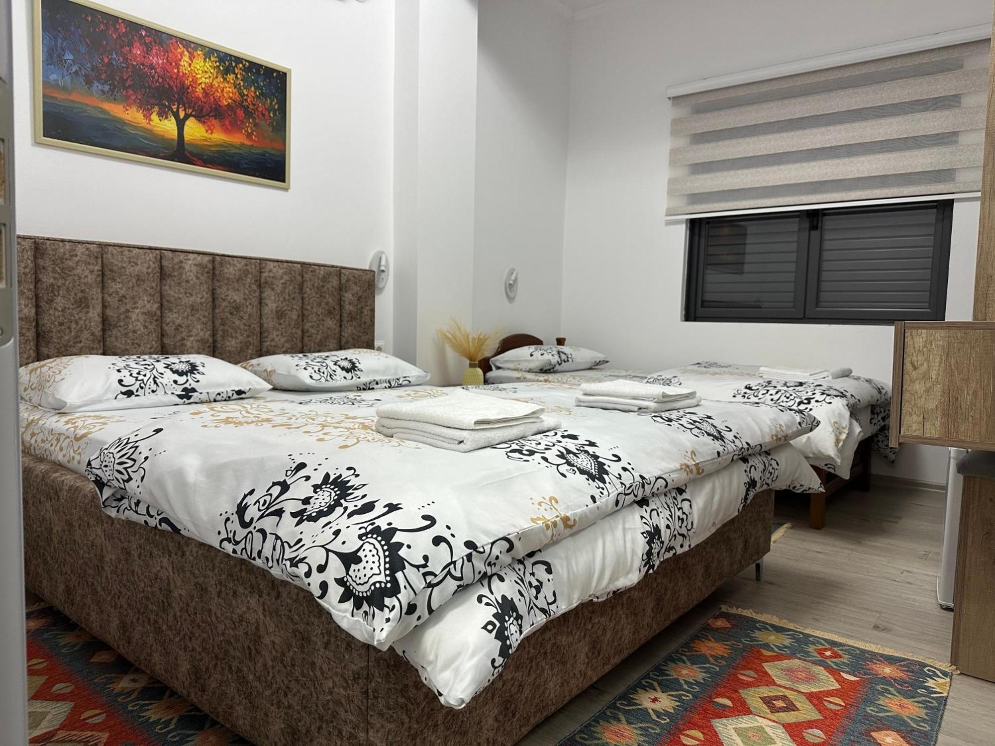 Lola'S Rooms Gjirokastër Eksteriør billede